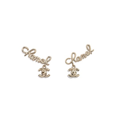 CHANEL CC LOGO CURSIVE SIGNATURE GOLD TONE EAR CRAWLER CUFF CLIP EARRINGS 